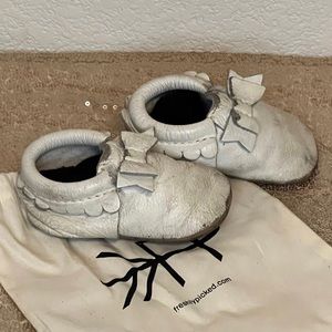 Freshly Picked white bow size 3 girls